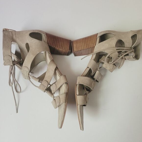 Marc Fisher Paradox Lace Up Block Heeled Sandals in Nude Size 9 - Picture 3 of 9